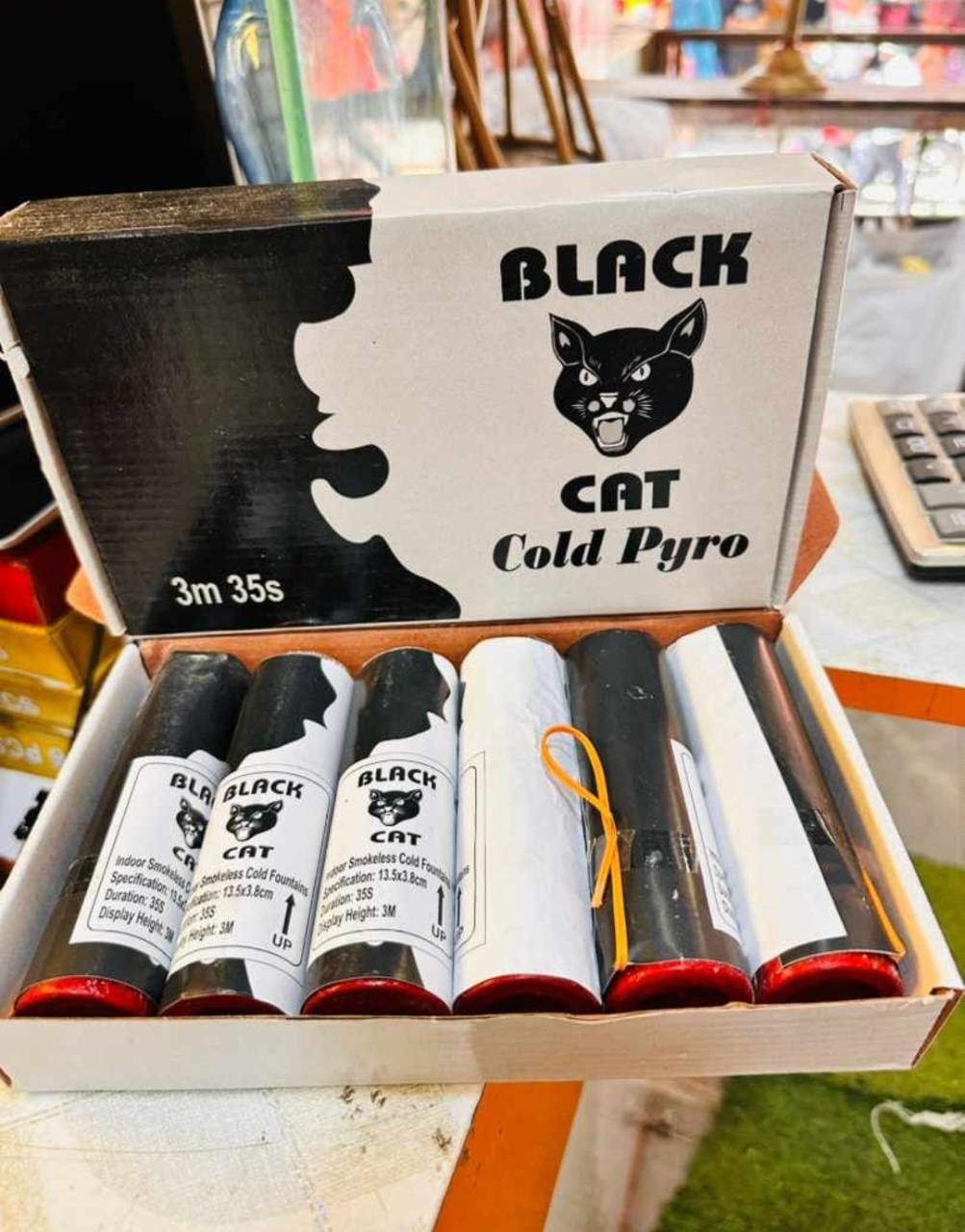 PARTY Pyro Black Cat Fireworks PACK OF 6 PIC